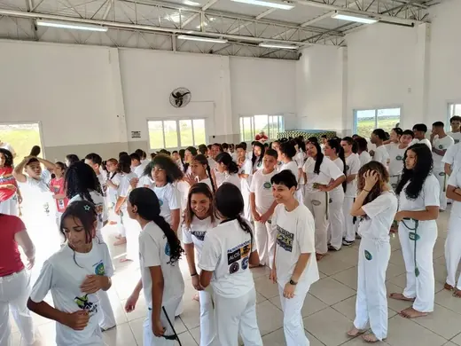 09/08 - Batizado e Troca de Cordões de Capoeira — foto 26