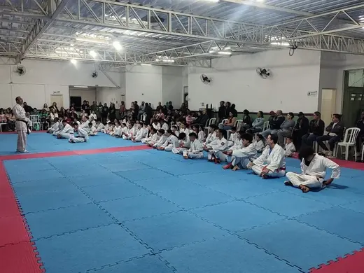 08/07 - Troca de Faixa de Karatê — foto 23