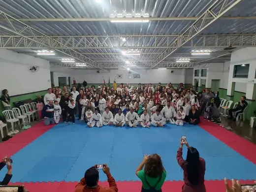 08/07 - Troca de Faixa de Karatê — foto 34