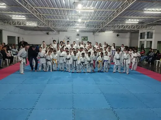 08/07 - Troca de Faixa de Karatê — foto 39