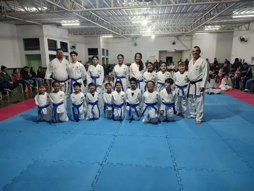 08/07 - Troca de Faixa de Karatê — foto 79