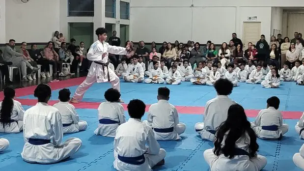 Registro: 08/07 - Troca de Faixa de Karatê